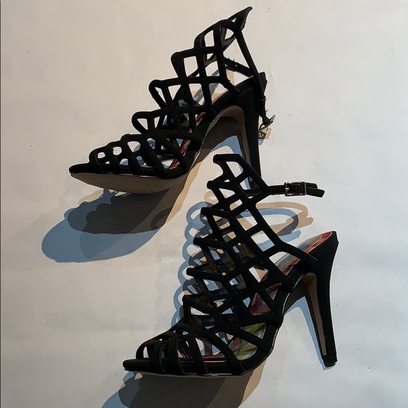 Madden girl black strap heels - Picture 2 of 3